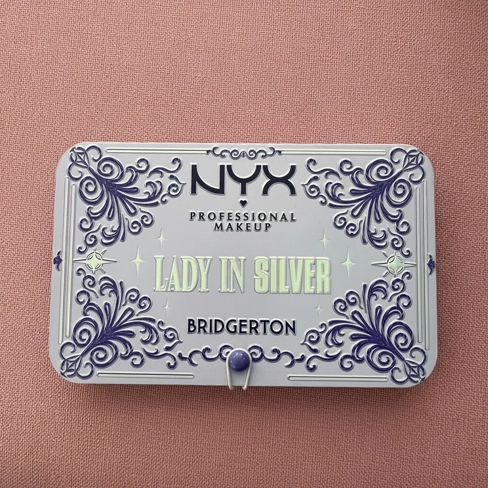 NYX Bridgerton Limited Edition Lady in Silver Palette with Purple Accents